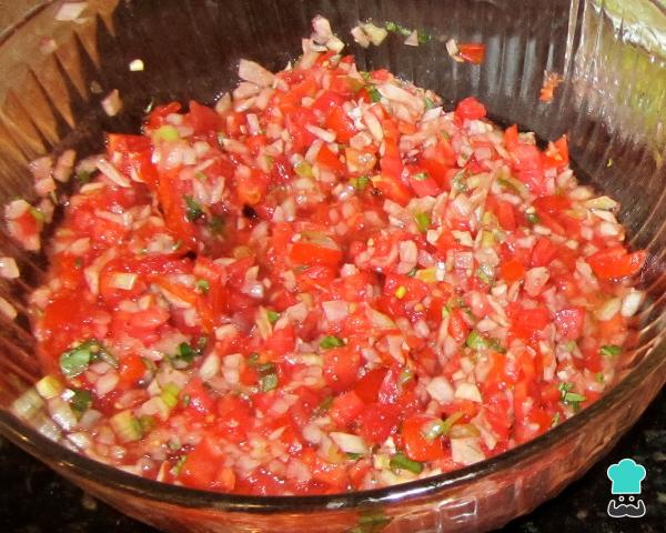 Saiba Como Calcular o Número Exato de Tomates para Cada Pessoa