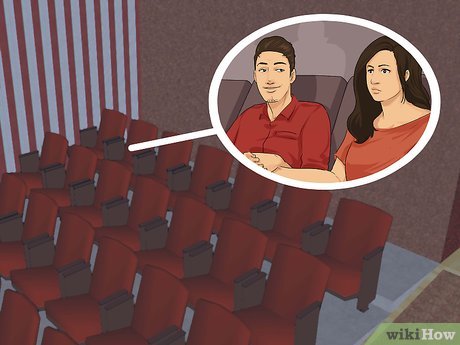 É aceitável beijar no cinema?