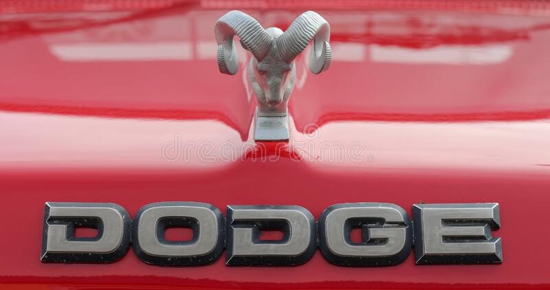 O Que Representa a Imagem no Logotipo da Dodge RAM?