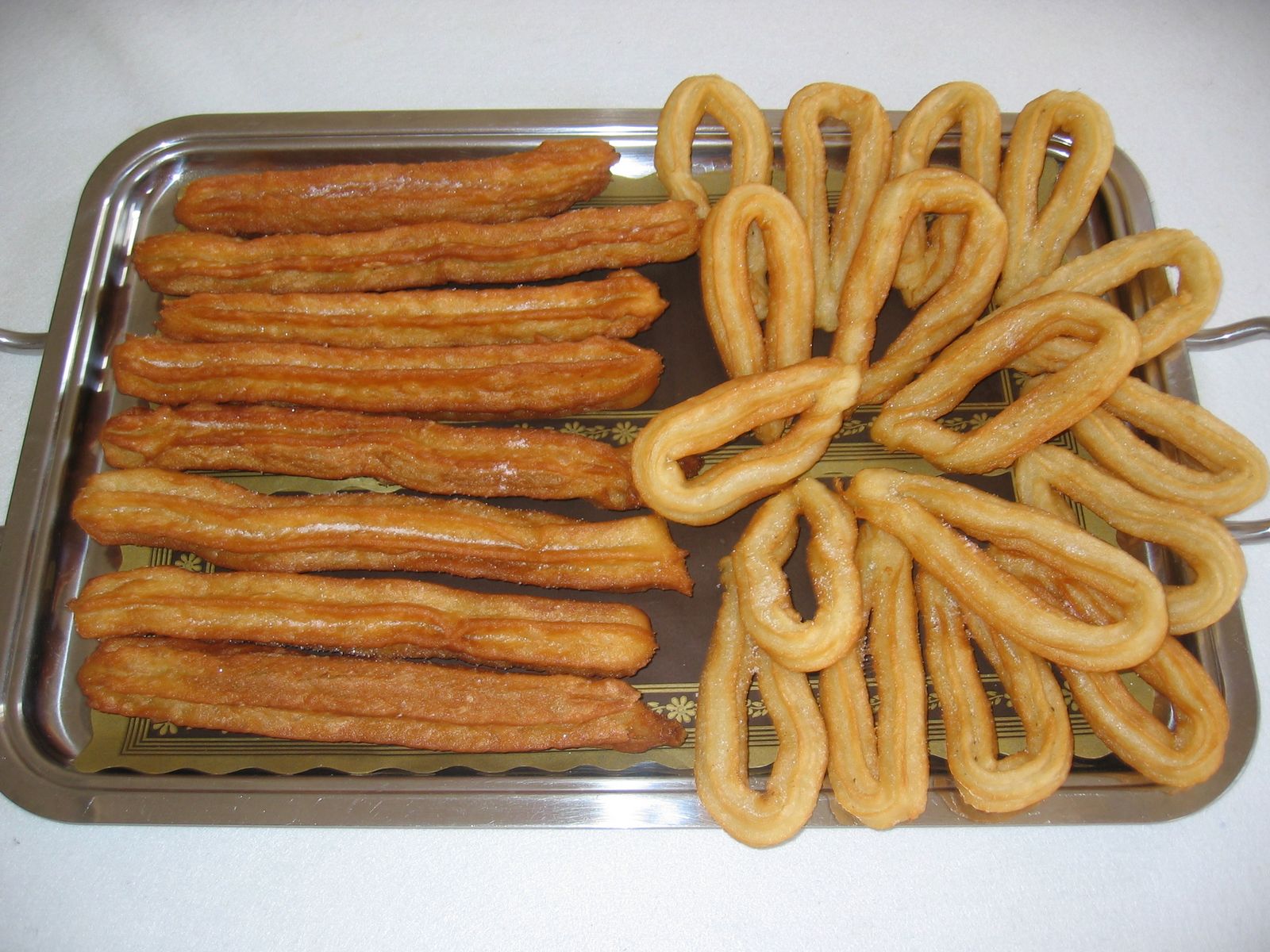 Experimentando os Sabores Tradicionais de Churros em Portugal