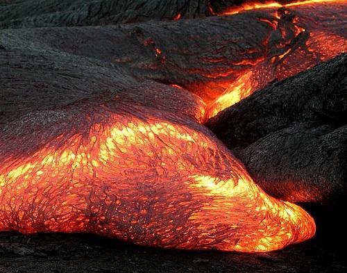 Como Magma e Lava Se Relacionam?